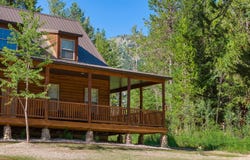 9 PINE Street, Alpine, WY 83128