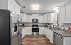 183 Martha Robinson Rd, LAUREL, MS 39437
