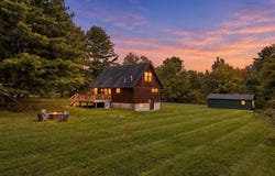 225 Raymondskill Road, Milford, PA 18337