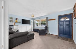 11917 Glenridge Drive, Maryland Heights, MO 63043