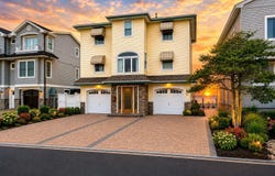 2011 SUNSET Avenue, SURF CITY, NJ 08008