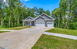 79 Arapaho Trail, Coldwater, MI 49036