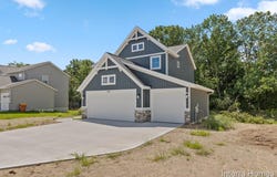 1417 Kimber Drive, Lowell, MI 49331
