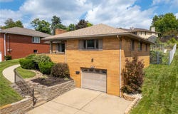 425 Brierly Ln, Munhall, PA 15120