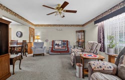 1714 3rd Ave NW, Waverly, IA 50677