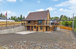 604 E GREENWOOD St, Enterprise, OR 97828