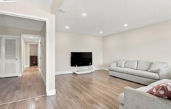 25531 Scripps St, Hayward, CA 94545