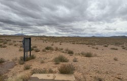 E Lane, Willcox, AZ 85643