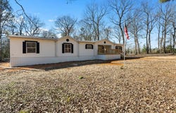 201 County Road 2663, GARRISON, TX 75964