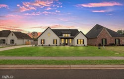 177 Sitka Loop, Haughton, LA 71037