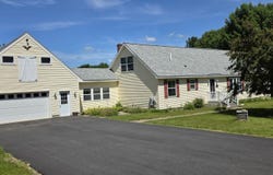1110 West Road, Bowdoin, ME 04287