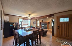 2806 N C Street, Garden City, KS 67846