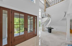 976 Scioto Drive, Franklin Lakes, NJ 07417