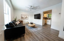 809 Broadus Avenue, Fort Worth, TX 76115