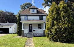 1042 S MORGAN Street, Meadville, PA 16335