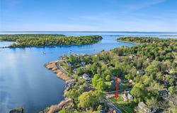 45 Shore Road, Setauket, NY 11733
