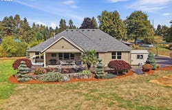 21860 SE EDWARD Dr, Damascus, OR 97089