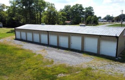 400 S Wilson St, Benton, IL 62812