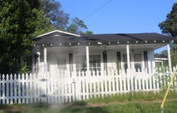 206 S Monroe, CALHOUN CITY, MS 38916