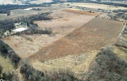42nd Street, Centerville, IA 52544