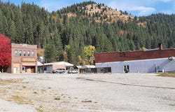 218-224 Earle St, Mullan, ID 83846