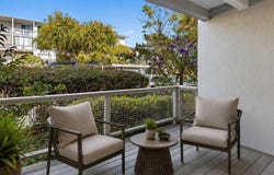 3 Commodore DR, Emeryville, CA 94608