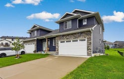 421 Dawson Dr, WestBranch, IA 52358