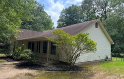 8 Holly St, Fordyce, AR 71742