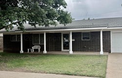 511 WILLOW Avenue, Dumas, TX 79029-3020