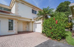 524 7th Square, Vero Beach, FL 32962