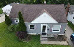 1703 E 300th Street, Wickliffe, OH 44092