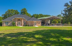 88 W Virgil Lewis Road, Carriere, MS 39426