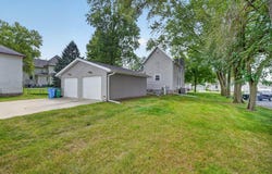 144 E Franklin Street, Denver, IA 50622