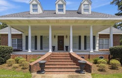 1071 Brandon Drive, McComb, MS 39648