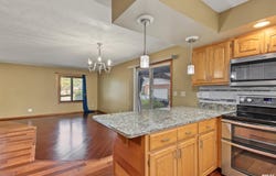 609 WEXFORD Drive, Quincy, IL 62305
