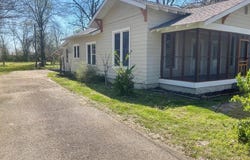 505 MULBERRY AVE W, Wynne, AR 72396