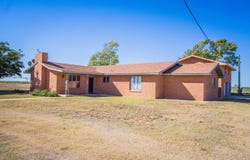 910 FM1842, Olton, TX 79064