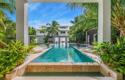 60 Ocean Front Drive, Key Largo, FL 33037