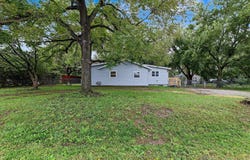 401 E 56th, Wichita, KS 67216