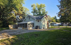 209 E York Street, Flint, MI 48505