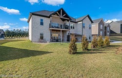 105 Bonfire Ln, Elizabethtown, KY 42701