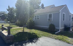 19 Spring Street, Hyannis, MA 02601