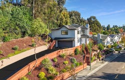 3330 Monterey Boulevard, Oakland, CA 94602