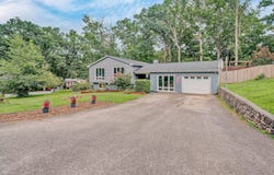 4024 Chaparral Dr, Roanoke, VA 24018