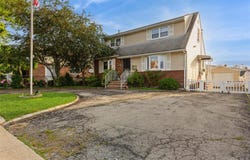 91 Grant Drive E, Valley Stream, NY 11580