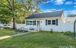 32 Pine Tree Drive, Shirley, NY 11967