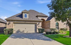 2809 Esplanade Boulevard, Mansfield, TX 76063