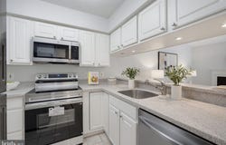 1524 LINCOLN WAY, MCLEAN, VA 22102
