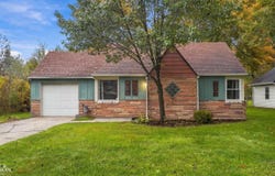 121 Murphy Road, Saint Clair, MI 48079
