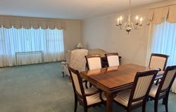 810 S We Go Trail, Mount Prospect, IL 60056